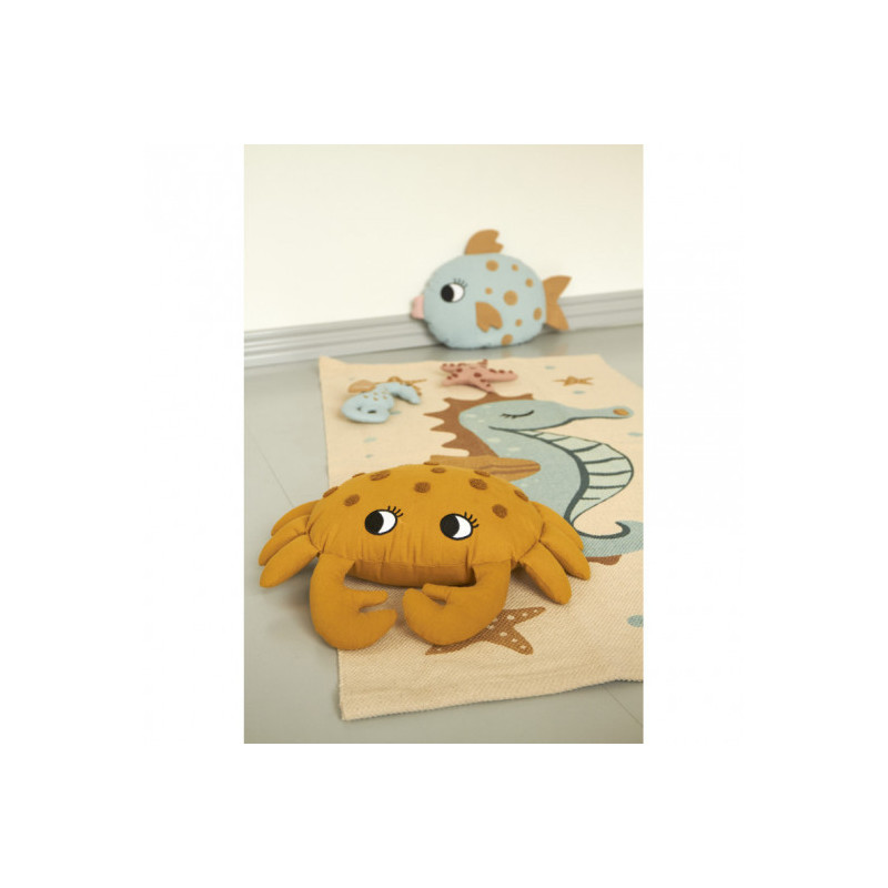 Roommate - Fish cushion