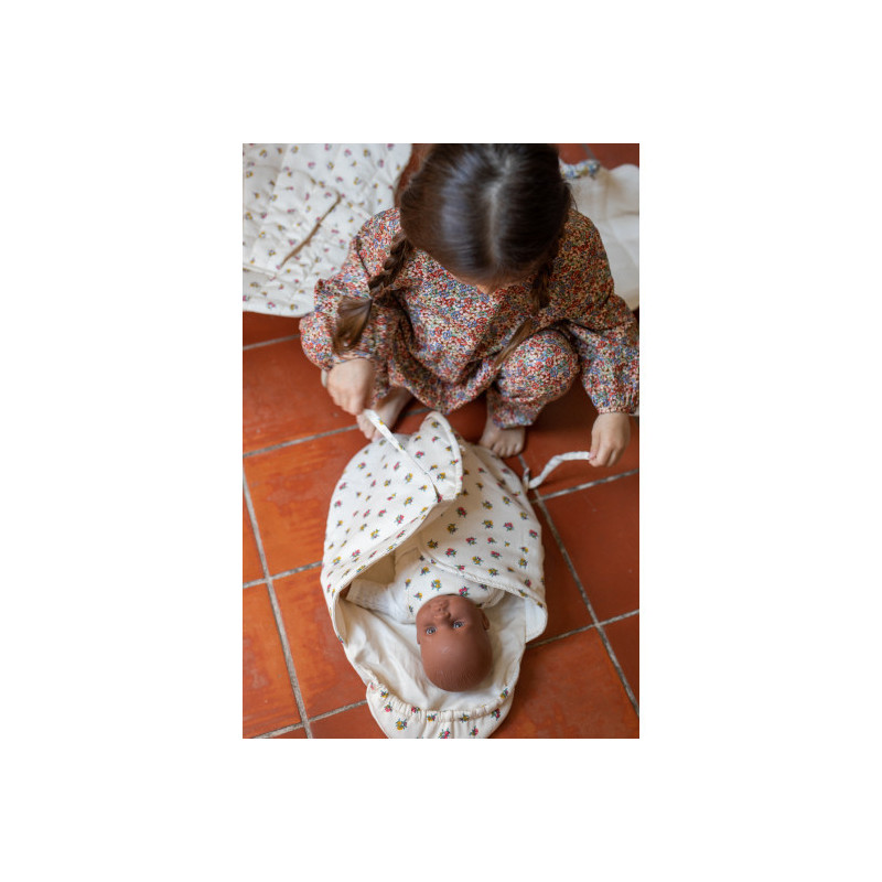 Konges slöjd - Sovsäck till dockan, Peonia