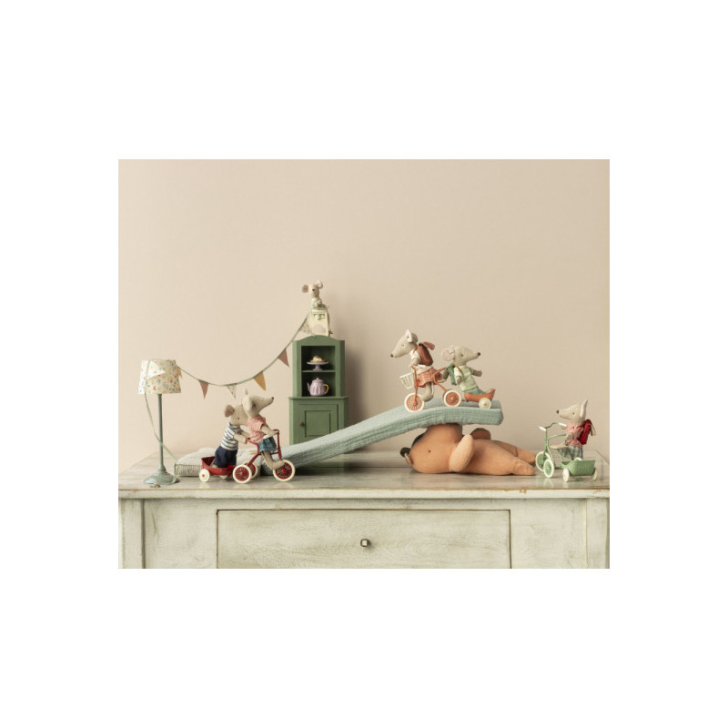 Maileg - Tricycle hanger Mouse, röd