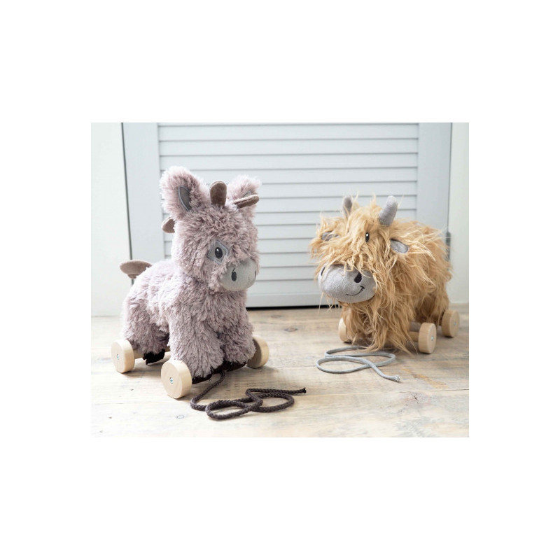 Little Bird Told Me - Hubert ko, dragdjur