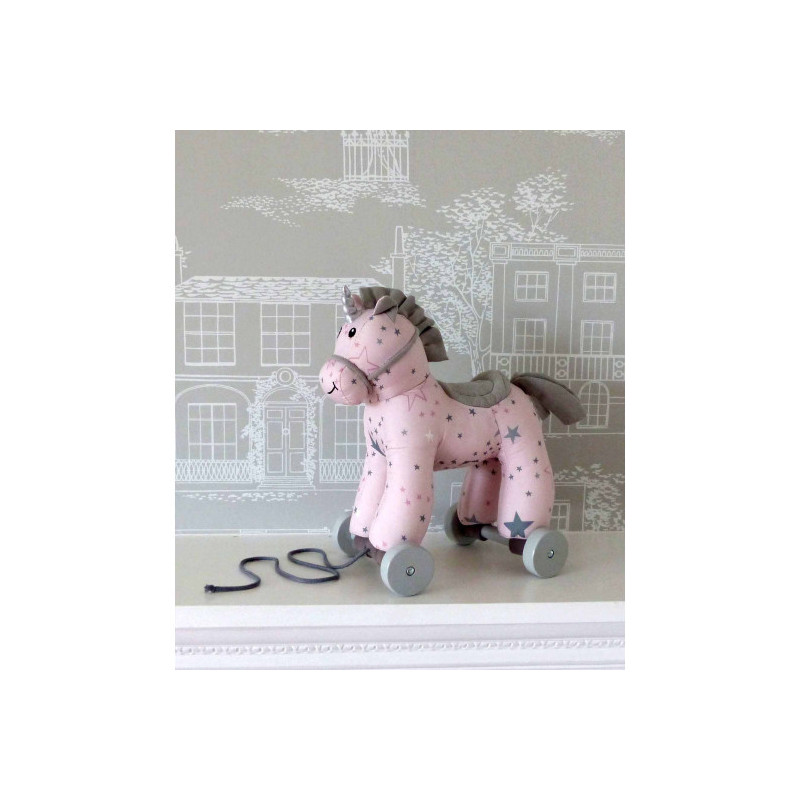 Little Bird Told Me - Celeste Enhörning dragdjur