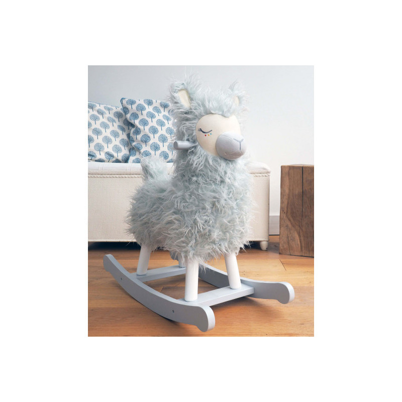 Little Bird Told Me - Gungdjur, Lama Rio