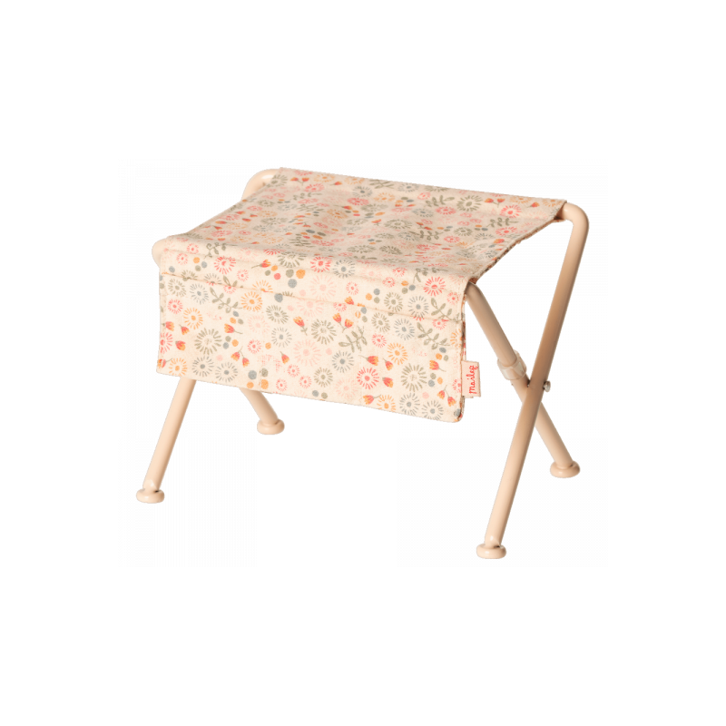 Maileg - Nursery table